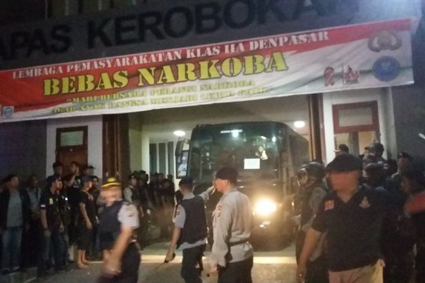 Melawan saat Dipindahkan,...