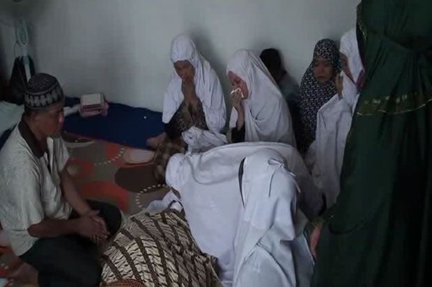 Istri Kru Salam TV yang...