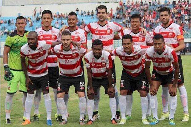 MU Bawa 16 Pemain ke...