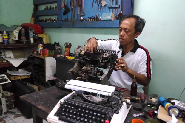 Jasa Servis Mesin Ketik,...