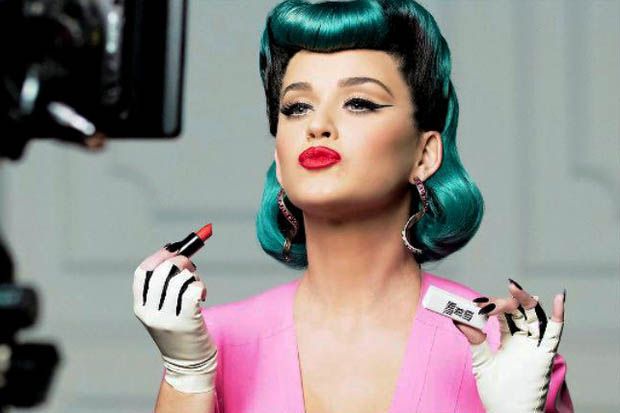 Katy Perry Ramaikan...
