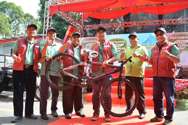 Pertamina Bagikan 162...