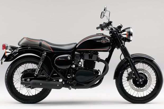 Kawasaki Estrella dengan...