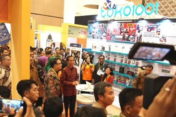 Kagum Pertumbuhan e-Coomerce,...