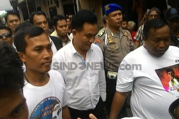Kalahkan Ahok, Warga...