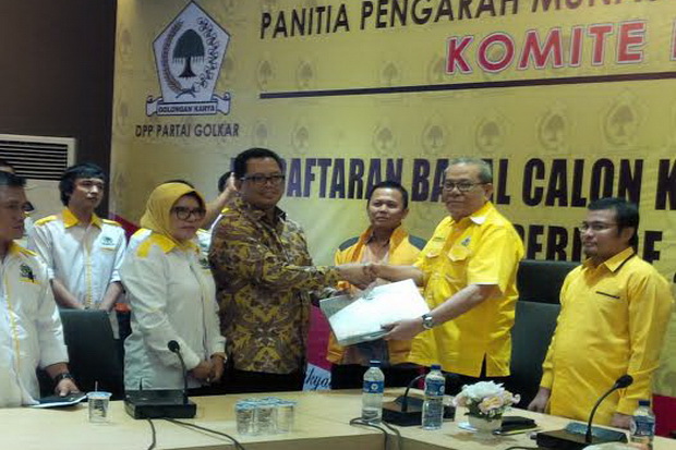 Didampingi Istri, Mahyudin...