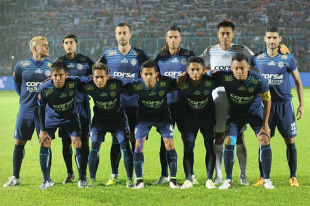 Dihantui Badai Cedera,...