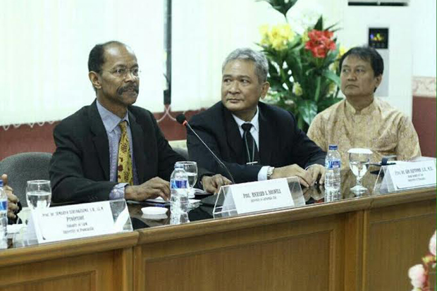 FH UP Jalin Kerja Sama...