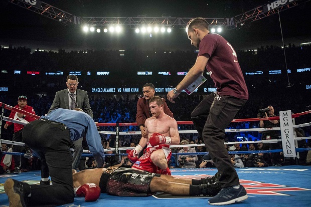 Alasan Canelo Berlutut...