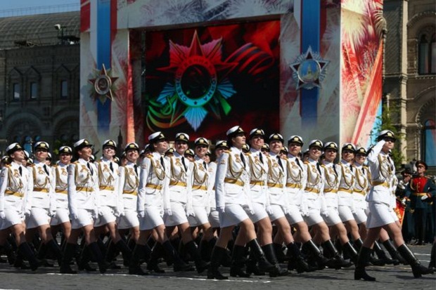 Parade Militer Seksi...