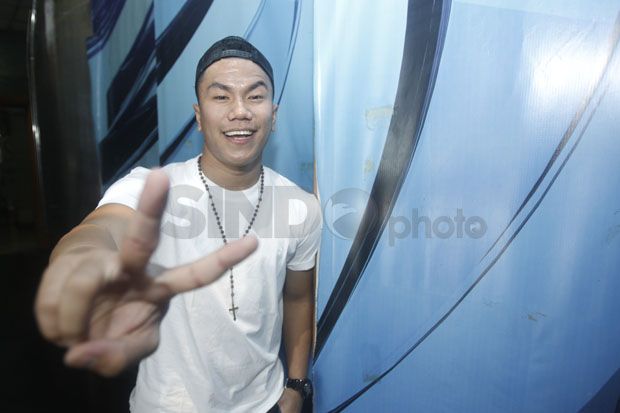 Pilih Jims Wong, Ari...