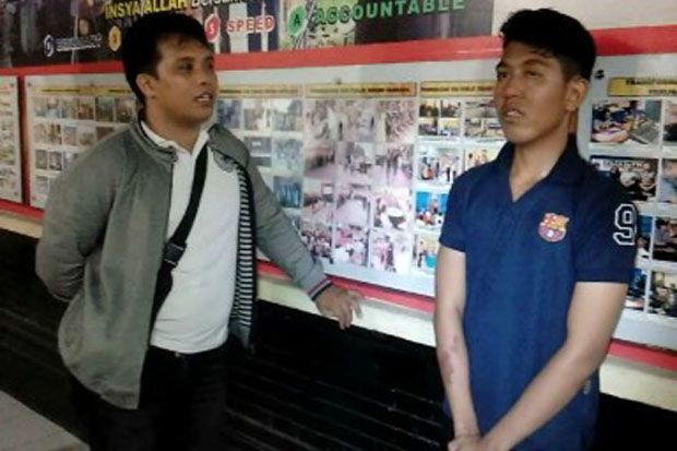 Tipu Warga, Pelajar...