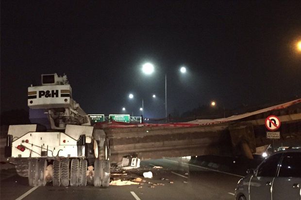 JPO Tol BSD Roboh Ditabrak...