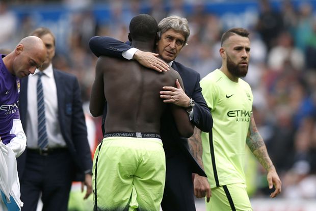 Tutup Musim, Manchester...