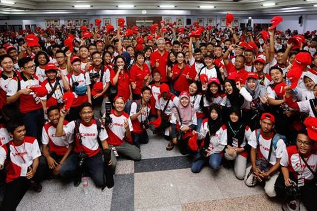 1.000 Mahasiswa dan...