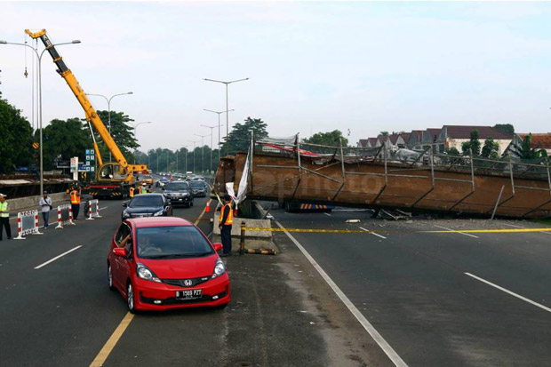 Sopir Pengangkut Crane...