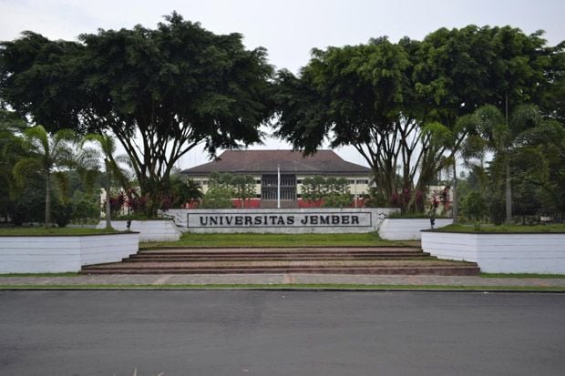 Universitas Negeri Jember...