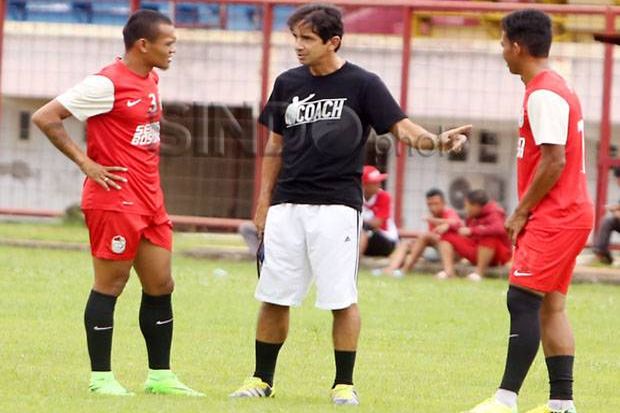 PSM Makassar Pecat Luciano...