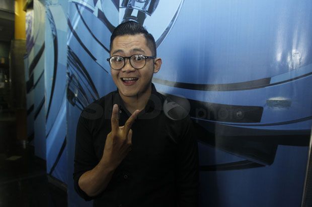 Tak Bisa Kawinkan Lagu,...