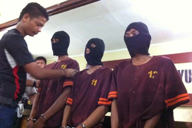 Polisi Buru Dalang Pelaku...