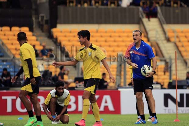 Arema Jadikan Persegres...