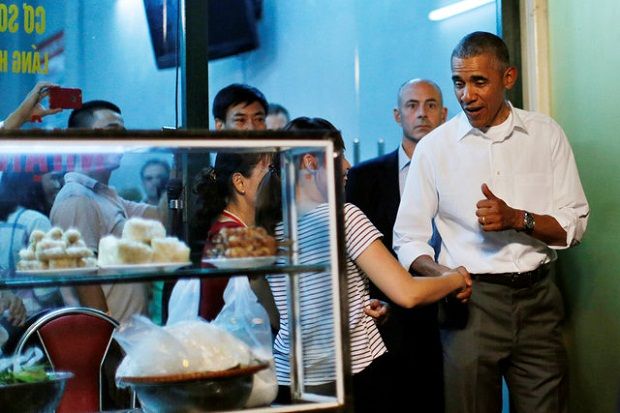 Kunjungi Vietnam, Obama...