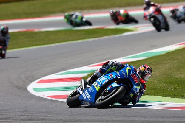Maverick Vinales Bakal...