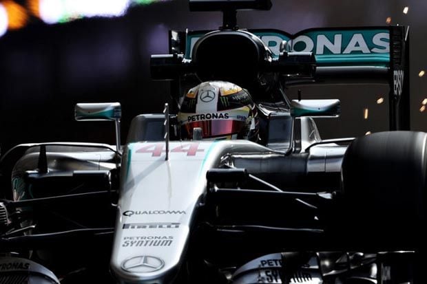 Hamilton Kuasai FP1,...
