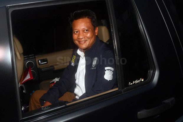 Rampungkan Kasus Mirna,...