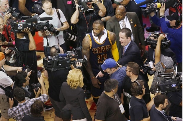 Berkat LeBron James,...