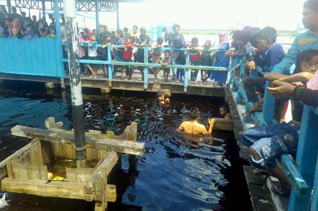 Warga Heboh, Pemuda...