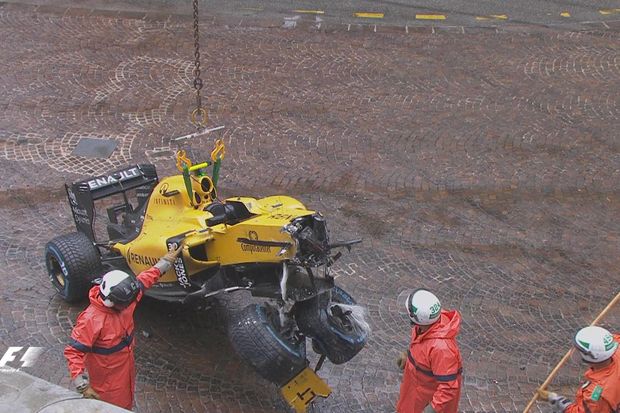 Nahas 3 Pembalap: Verstappen,...
