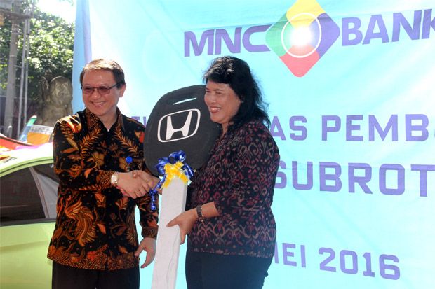 MNC Bank Resmikan Kantor...
