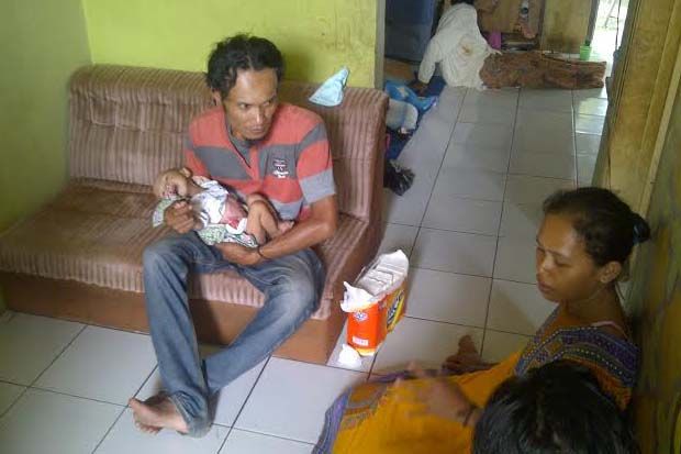 Tolong! Balita 10 Bulan...
