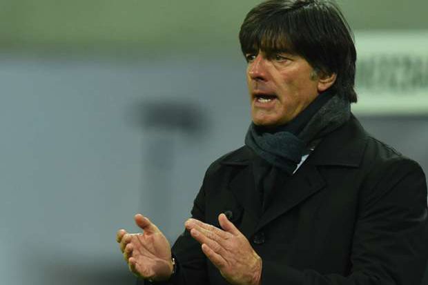 Loew Masih Tunggu Kabar...