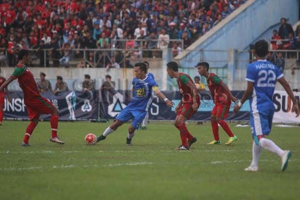 Laskar Petir Kena WO,...