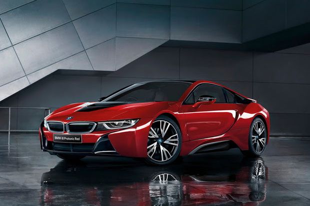BMW Juga Hadirkan i8...