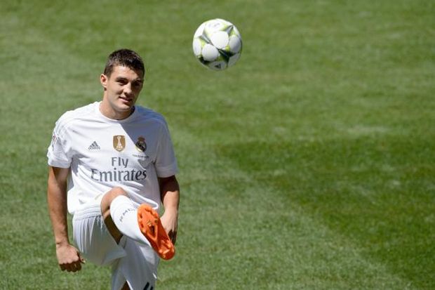 Juventus dan Milan Berebut...