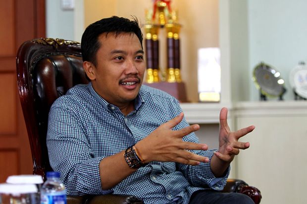 Menpora Ajak Pemuda...