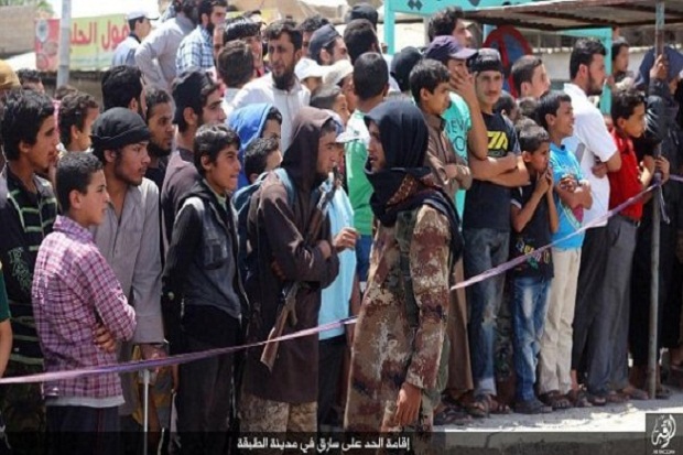 ISIS Eksekusi 6 Orang...