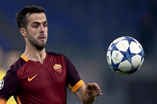 Barcelona Akan Rekrut...