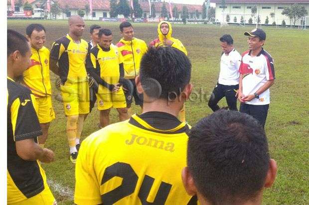 Sriwijaya FC Enggan...