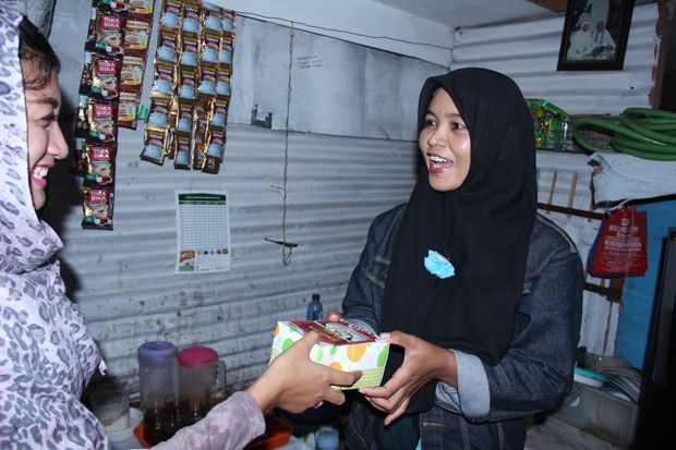 Bagikan Takjil sambil...