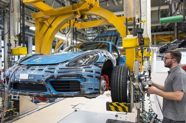 Sudah Bisa Pesan, Porsche...