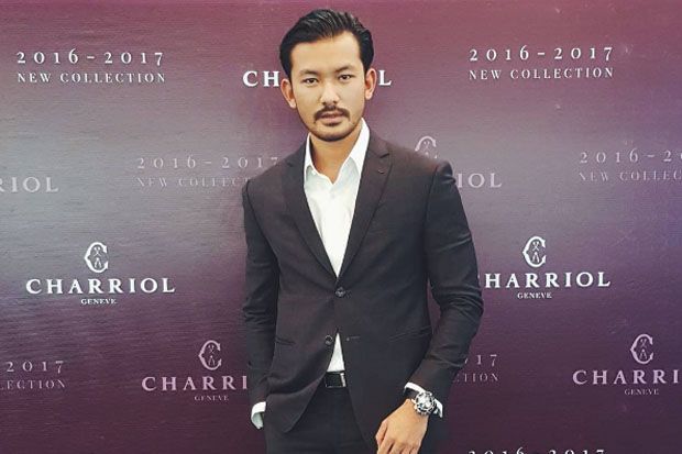 Demi Bukber, Rio Dewanto...