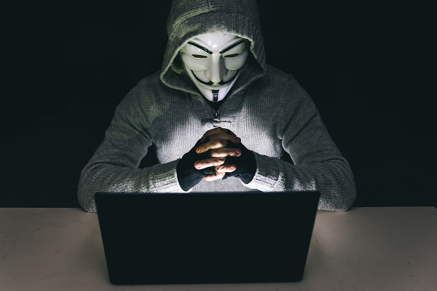 Hacker Serang Akun Simpatisan...