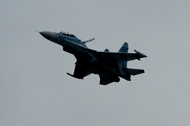 Jet Tempur Su-27 Jatuh...