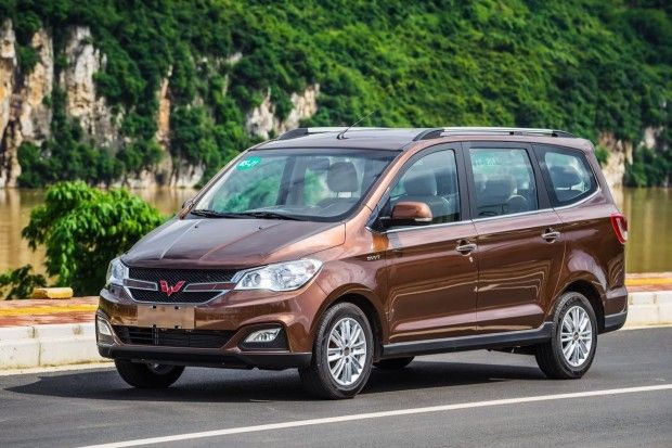 Pabrik Pertama Wuling...