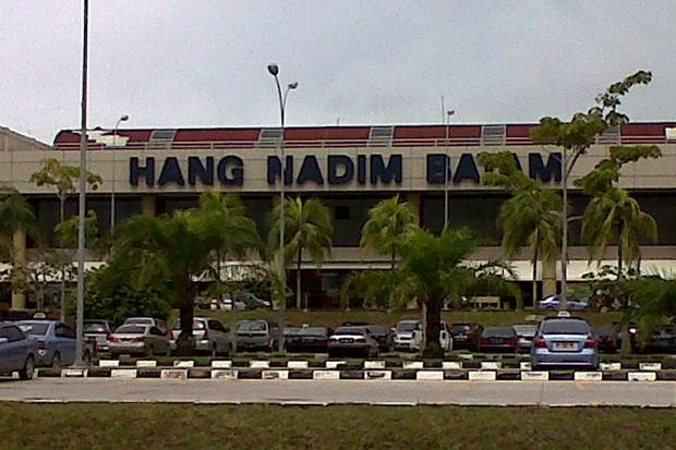 Pesawat TNI Tergelincir,...
