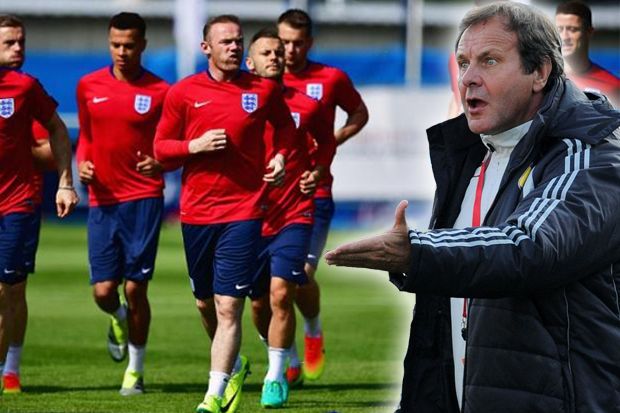 Pelatih Slovakia Coba...